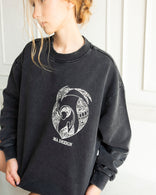 Washed gray miniature birds cropped hoodie in 100% cotton French terry with artistic bird print and relaxed fit