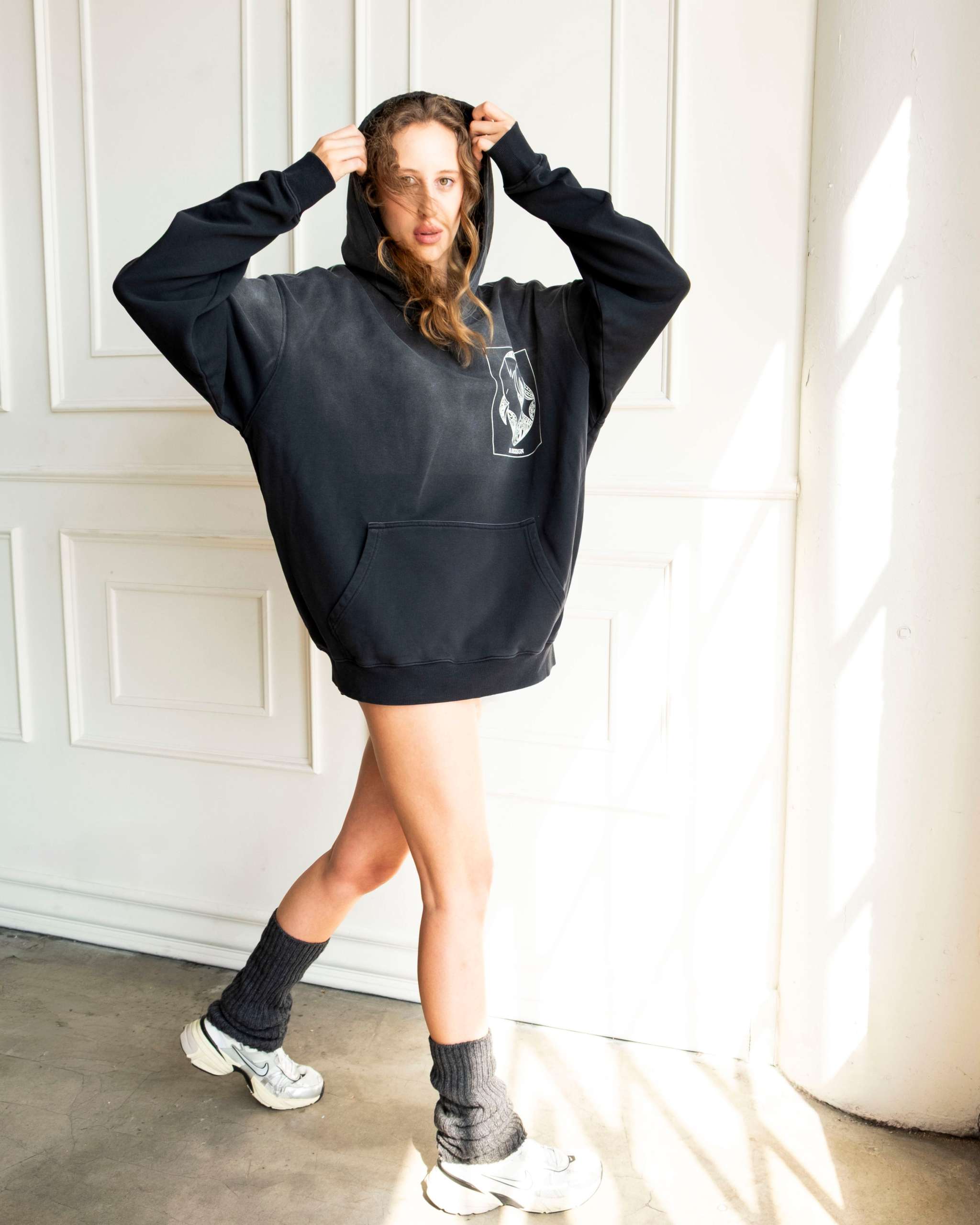 Sun-faded graphic hoodie in heavyweight cotton French terry with artistic print and relaxed fit
