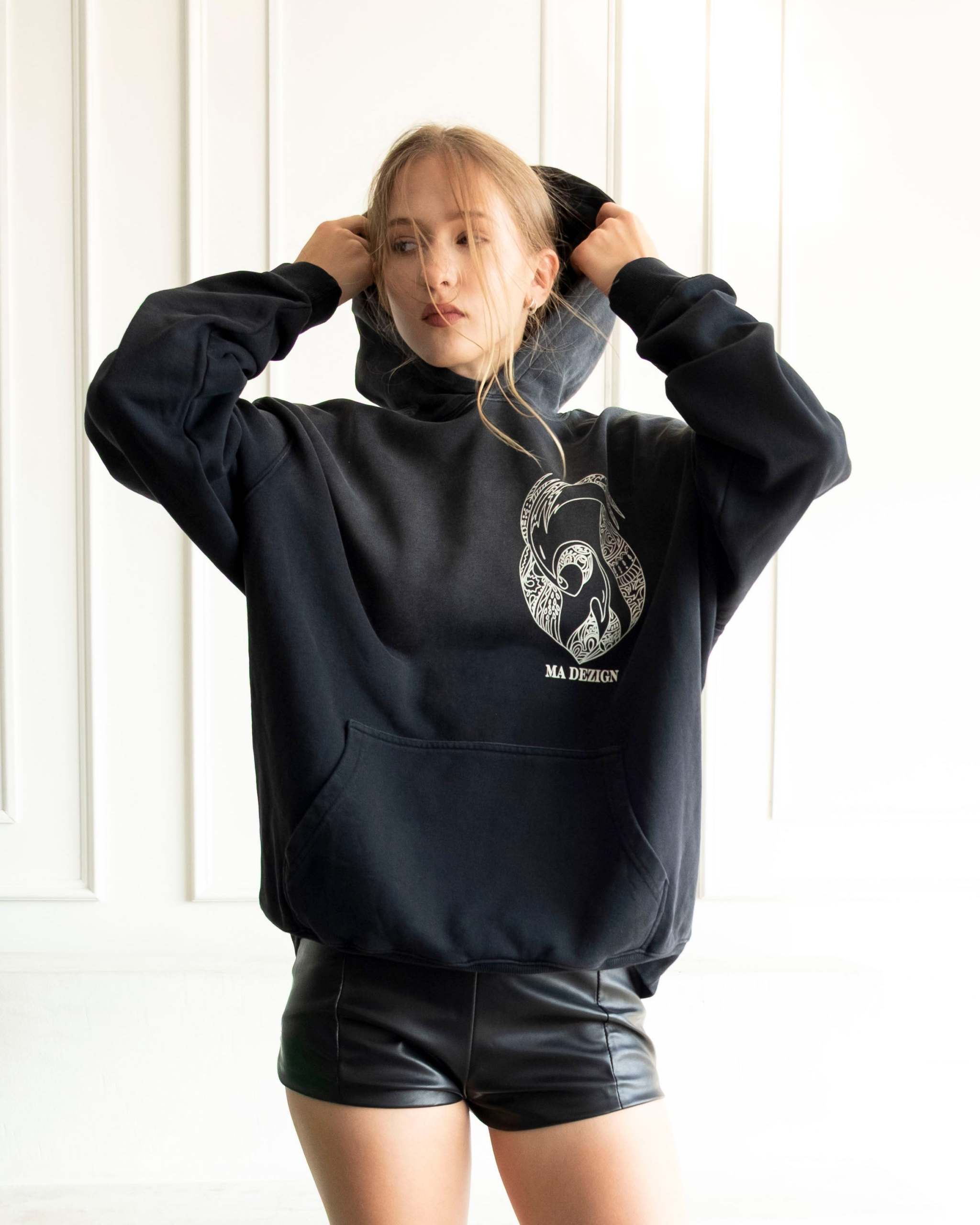 Sun-faded graphic hoodie in heavyweight cotton French terry with artistic print and relaxed fit
